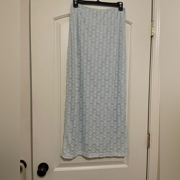 Elegant Light Blue Floral Set - Picture 1 of 7